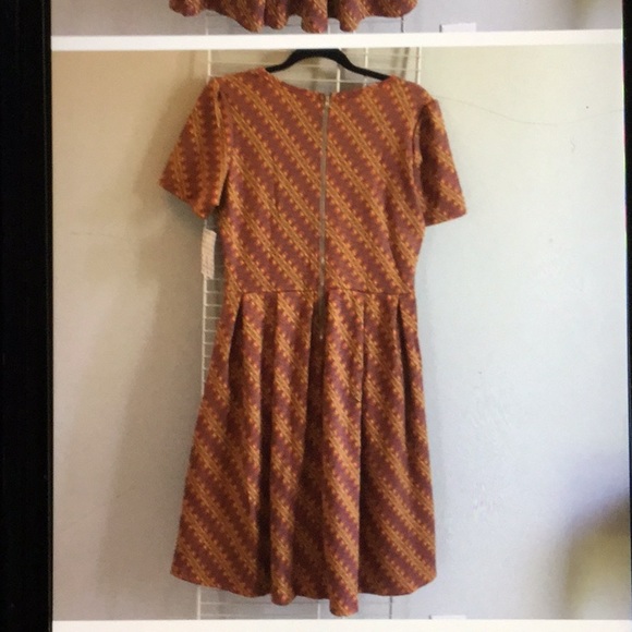 LuLaRoe - Picture 2 of 3